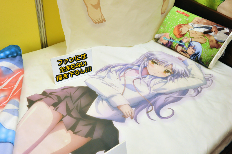 Illustration for article titled Win Prizes Like These at Japanese Arcades